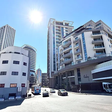 Luxury 2 Bedroom In St Julians 아파트 Saint Julian's